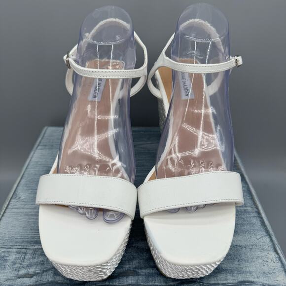 NEW Steve Madden Women’s Tory Twist Wedge Sandals White Size 10M - Picture 3 of 11